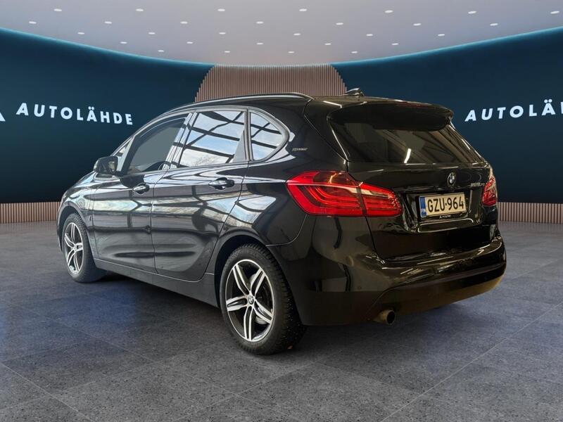 BMW 225 vaihtoauto