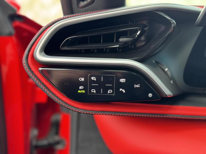 Ferrari 296 GTB vaihtoauto