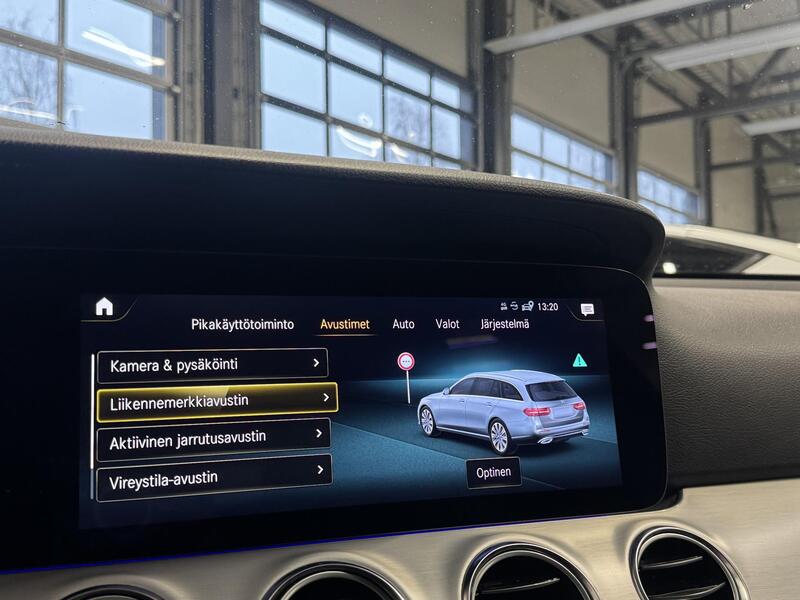 Mercedes-Benz E vaihtoauto