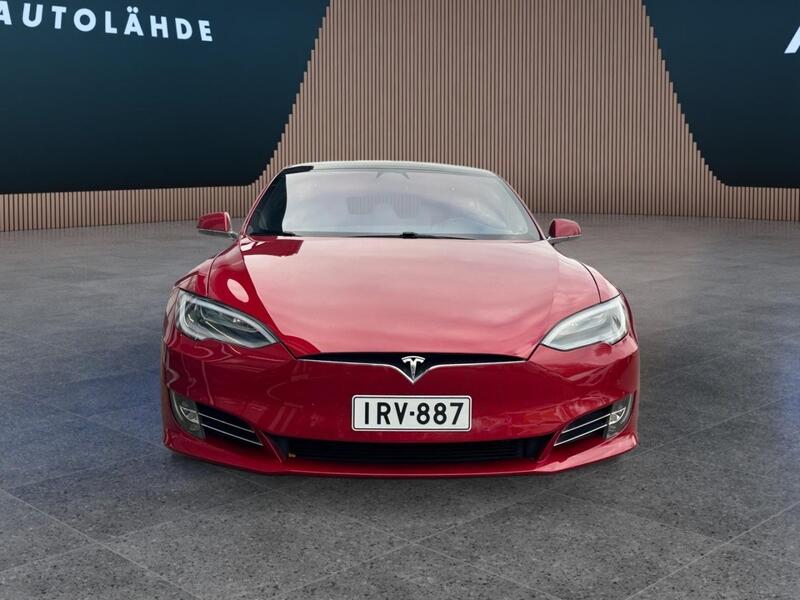 Tesla Model S vaihtoauto