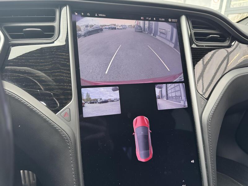 Tesla Model S vaihtoauto