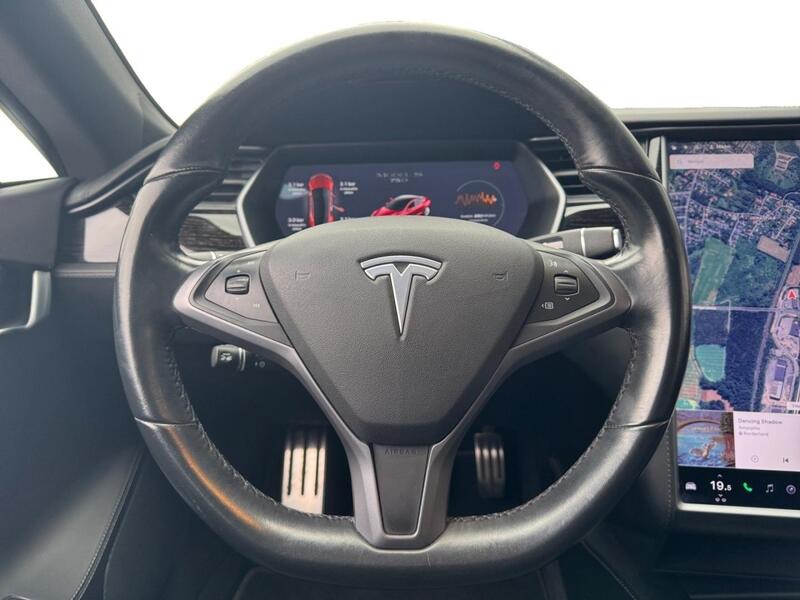 Tesla Model S vaihtoauto
