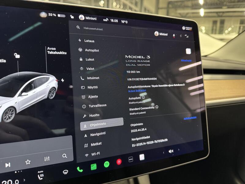 Tesla Model 3 vaihtoauto
