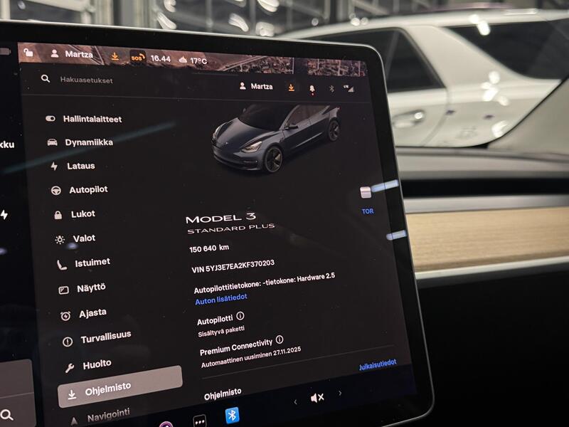 Tesla Model 3 vaihtoauto