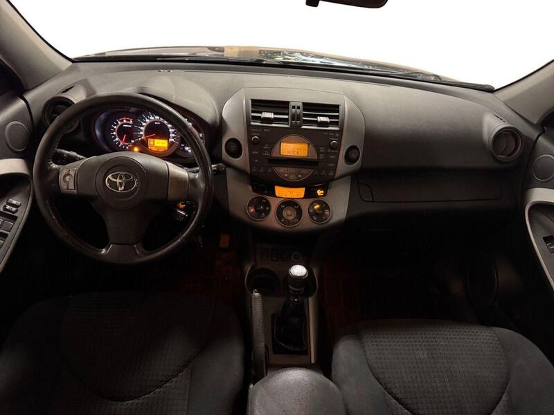 Toyota RAV4 vaihtoauto