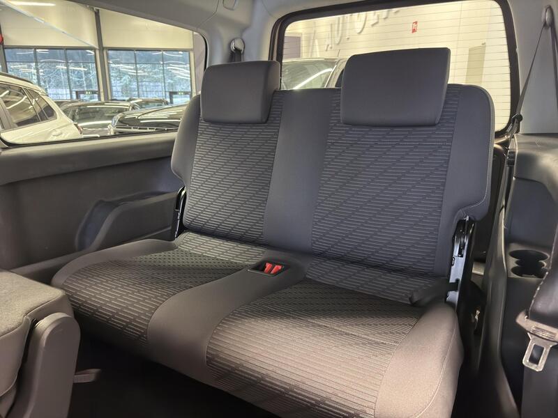 Volkswagen Caddy Maxi vaihtoauto