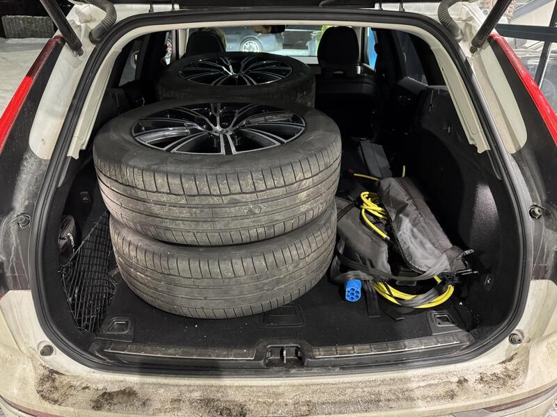 Volvo XC60 vaihtoauto