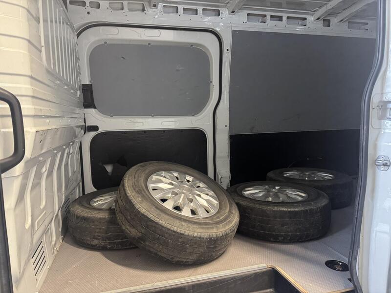 Maxus e-Deliver 9 vaihtoauto