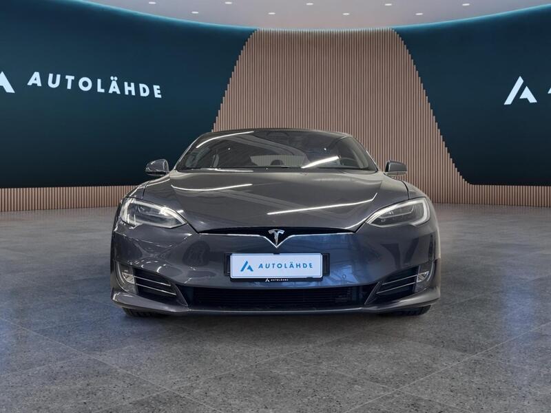 Tesla Model S vaihtoauto