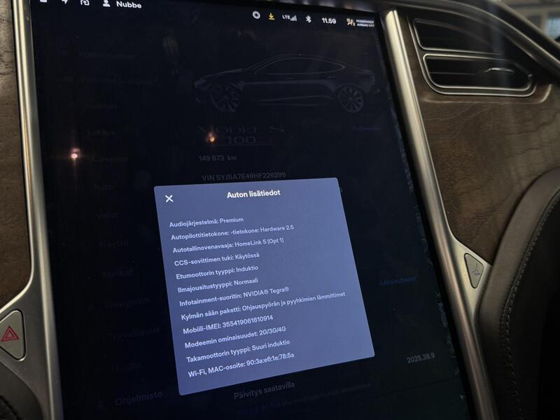 Tesla Model S vaihtoauto