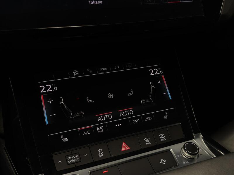 Audi Q8 e-tron vaihtoauto