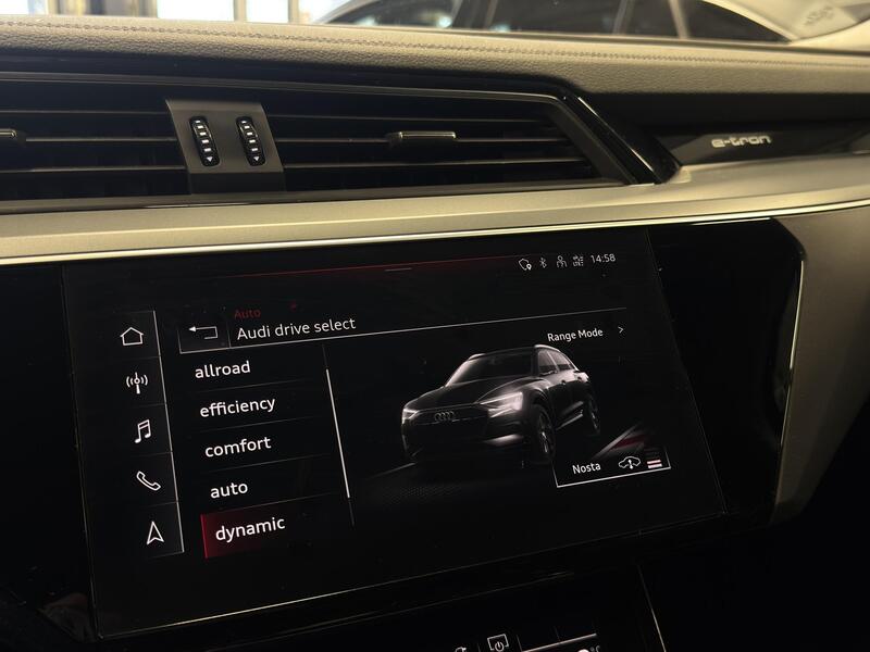 Audi Q8 e-tron vaihtoauto