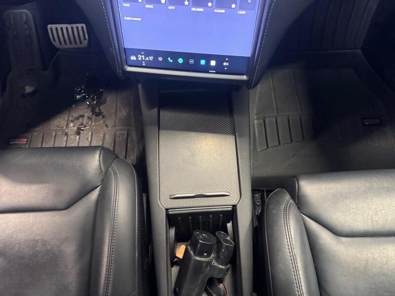 Tesla Model X vaihtoauto