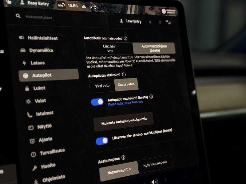 Tesla Model 3 vaihtoauto