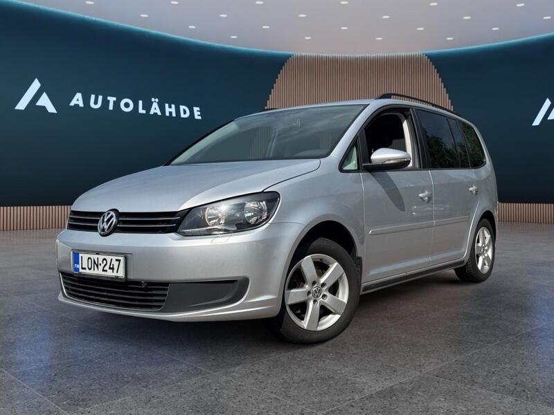 Volkswagen Touran vaihtoauto
