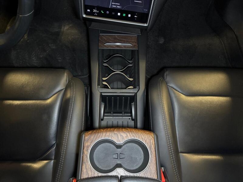 Tesla Model S vaihtoauto