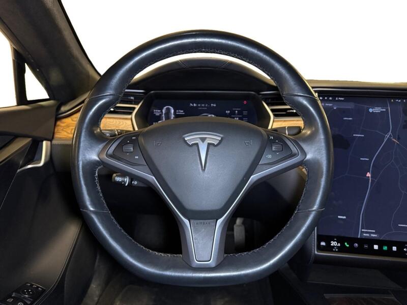 Tesla Model S vaihtoauto