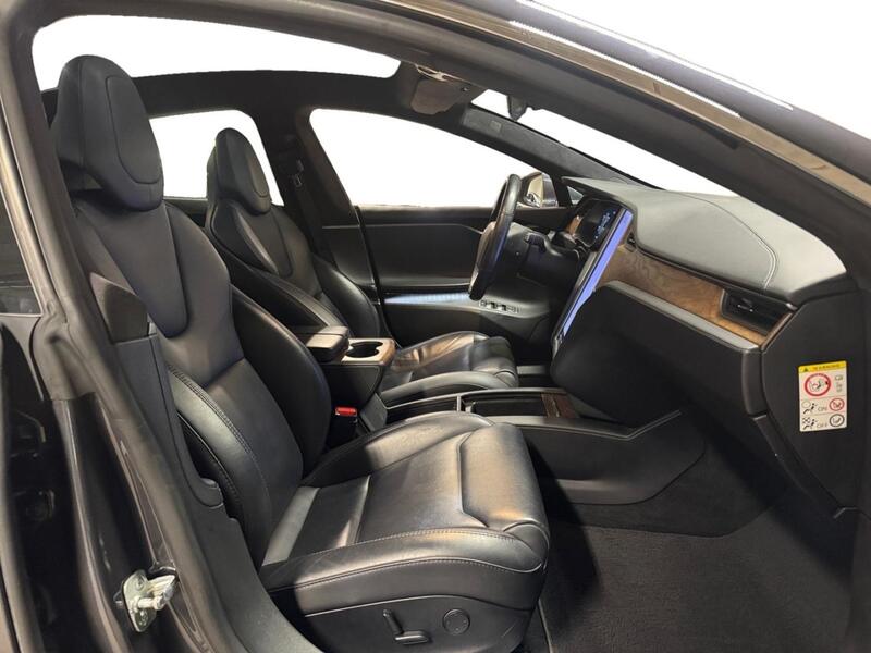 Tesla Model S vaihtoauto