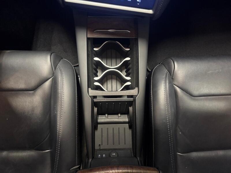 Tesla Model S vaihtoauto