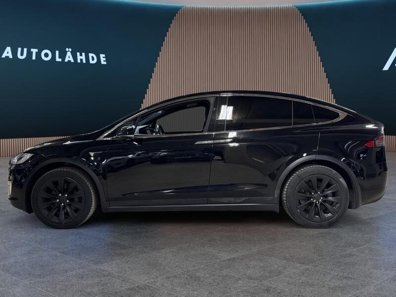 Tesla Model X vaihtoauto