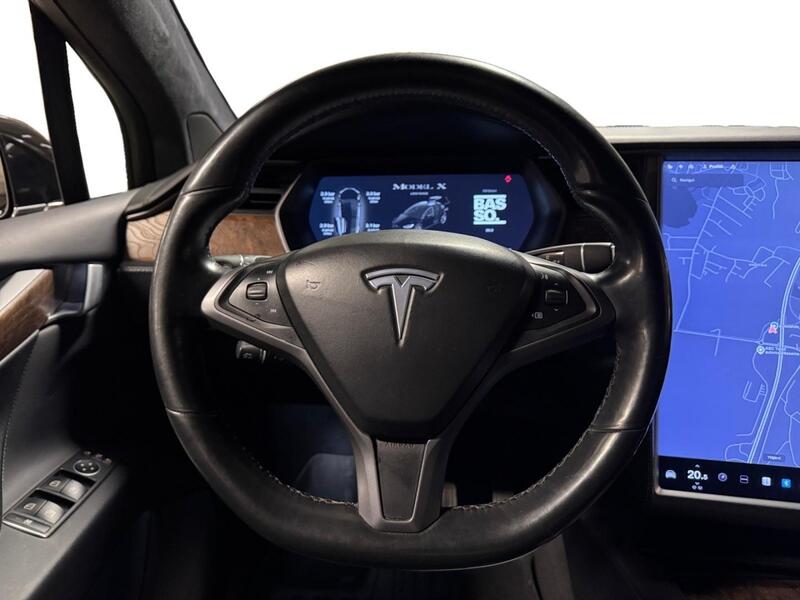 Tesla Model X vaihtoauto