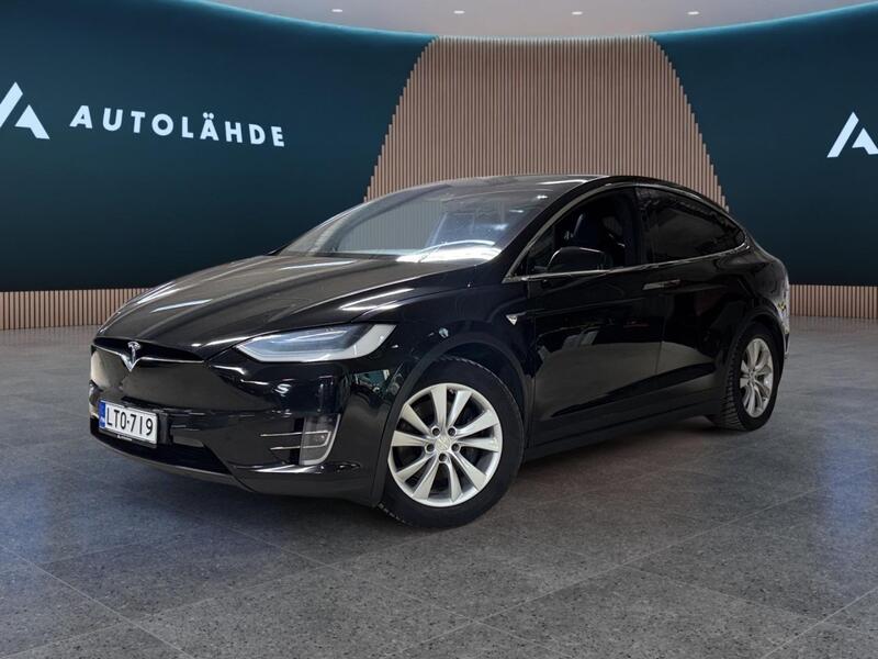 Tesla Model X vaihtoauto