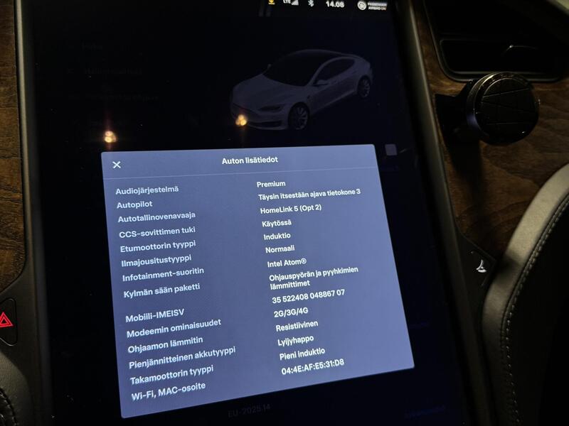 Tesla Model S vaihtoauto