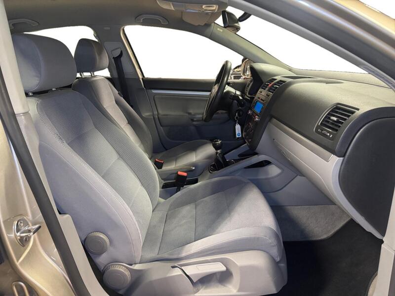 Volkswagen Jetta vaihtoauto