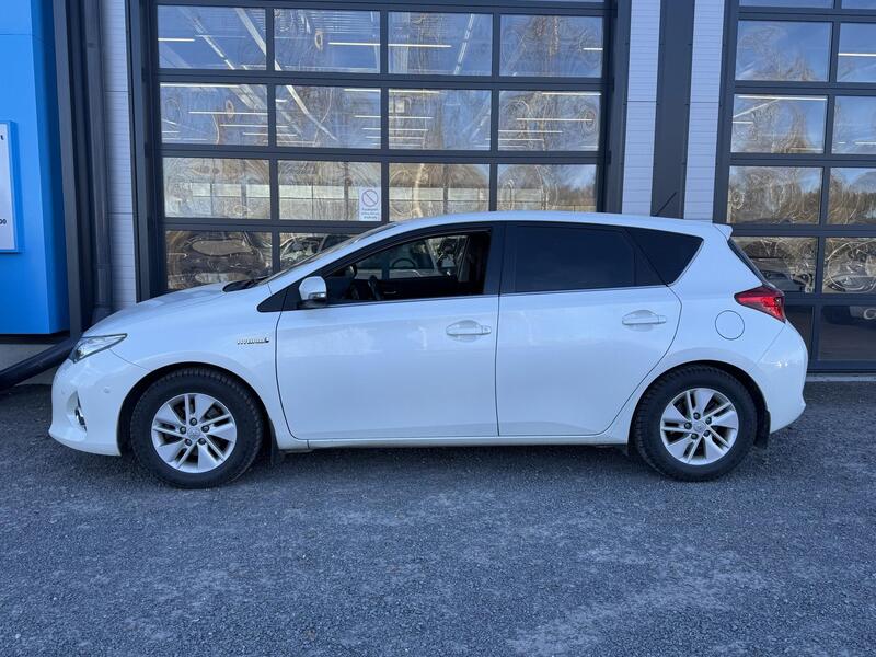 Toyota Auris vaihtoauto