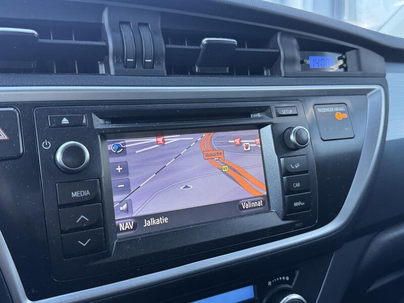 Toyota Auris vaihtoauto