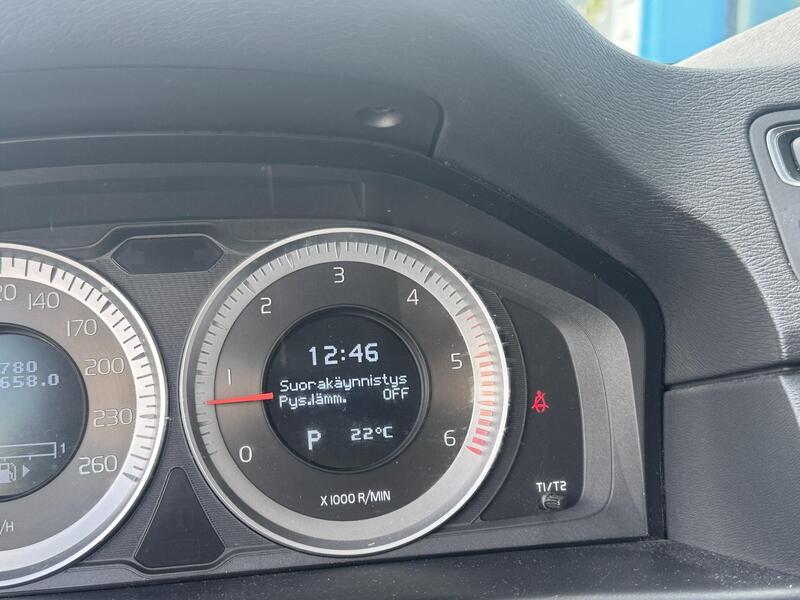 Volvo V70 vaihtoauto