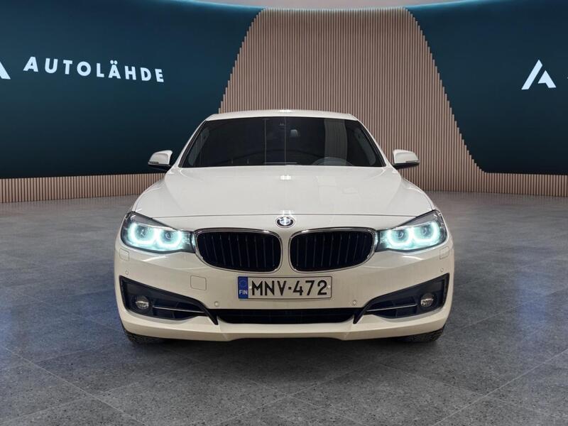 BMW 320 vaihtoauto