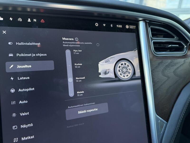 Tesla Model S vaihtoauto