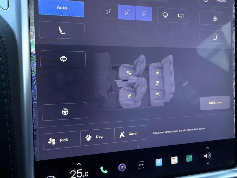 Tesla Model S vaihtoauto