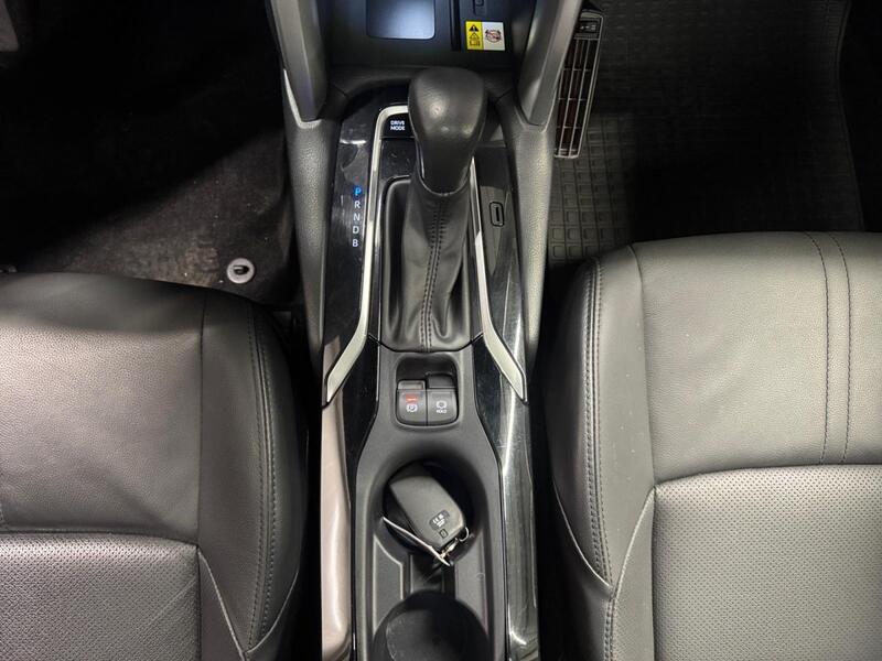 Toyota Corolla Cross vaihtoauto