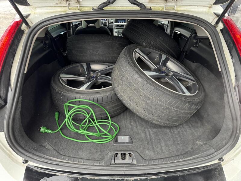 Volvo V60 vaihtoauto