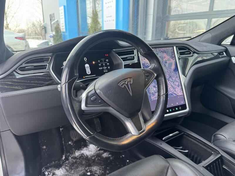Tesla Model S vaihtoauto