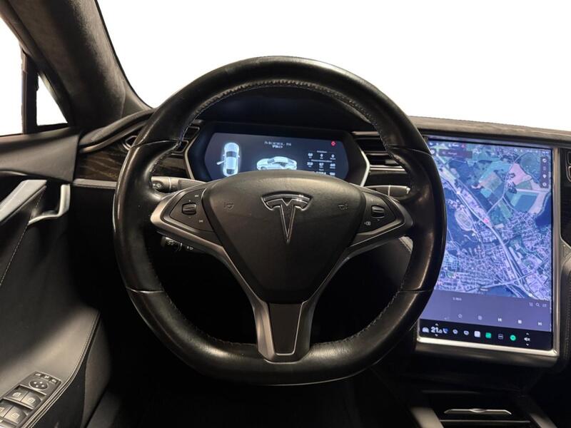 Tesla Model S vaihtoauto