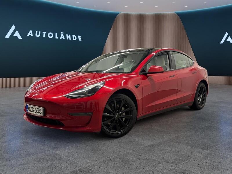 Tesla Model 3 vaihtoauto
