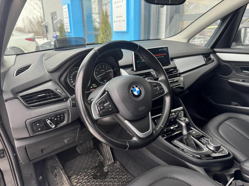 BMW 225 vaihtoauto