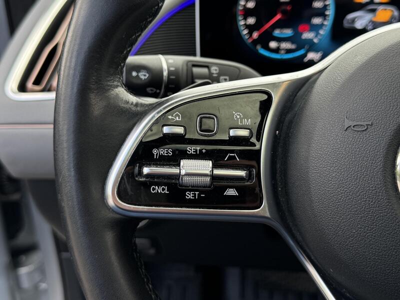 Mercedes-Benz EQC vaihtoauto