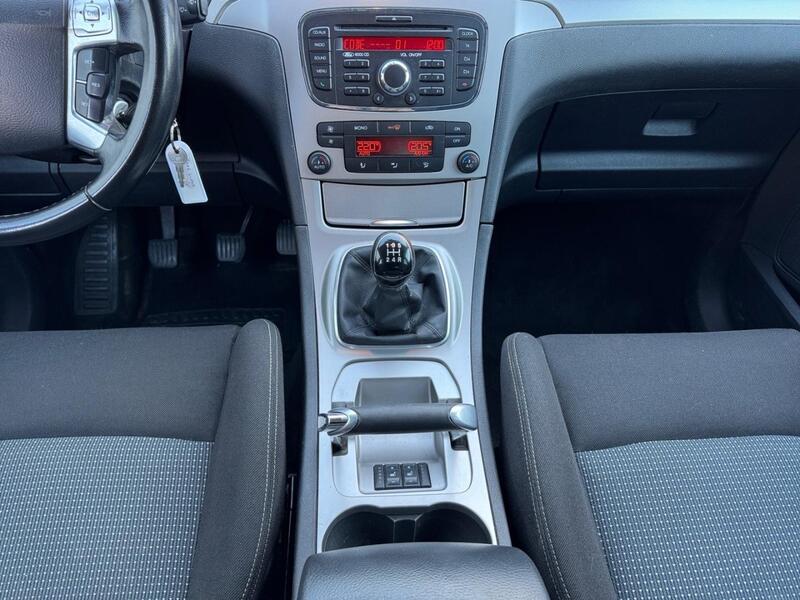 Ford S-MAX vaihtoauto