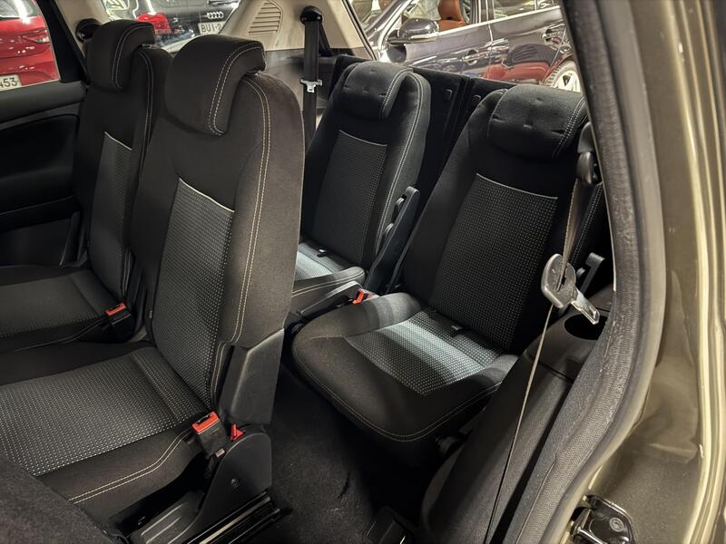 Ford S-MAX vaihtoauto