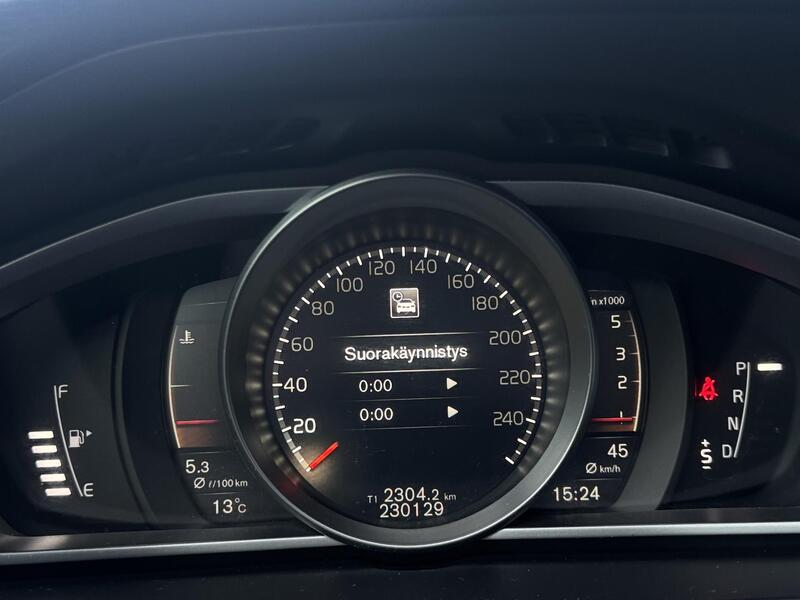 Volvo V40 Cross Country vaihtoauto