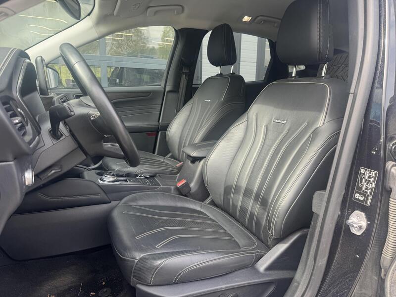 Ford Kuga vaihtoauto