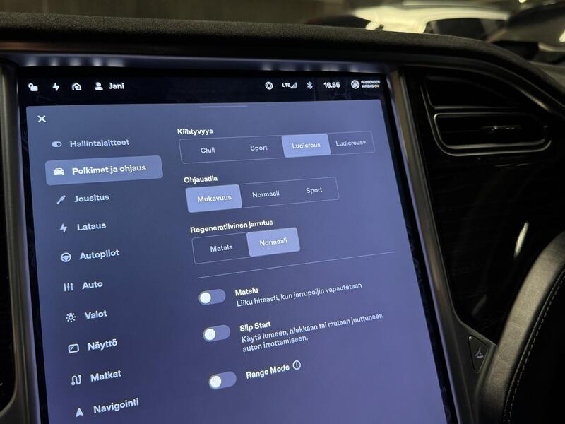 Tesla Model S vaihtoauto