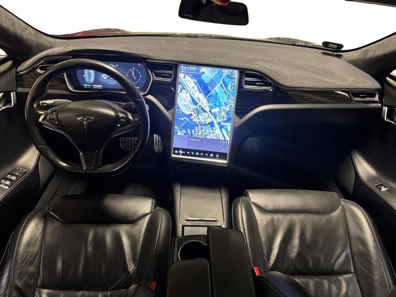 Tesla Model S vaihtoauto