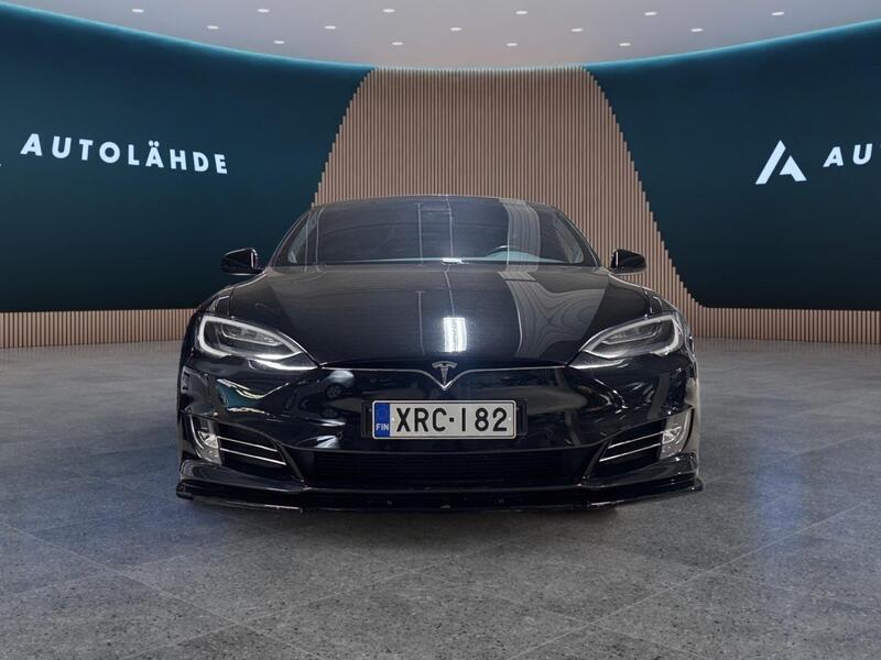 Tesla Model S vaihtoauto