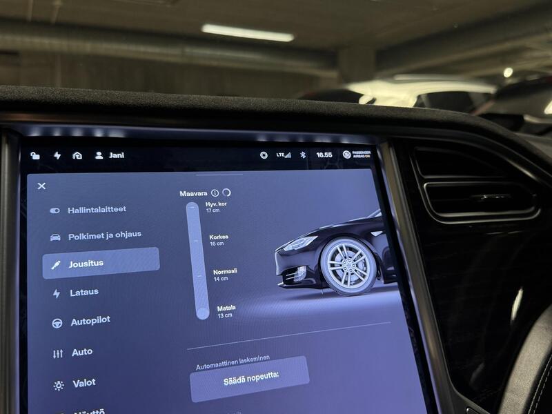 Tesla Model S vaihtoauto