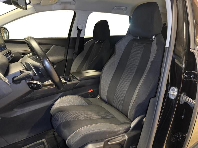 Peugeot 5008 vaihtoauto
